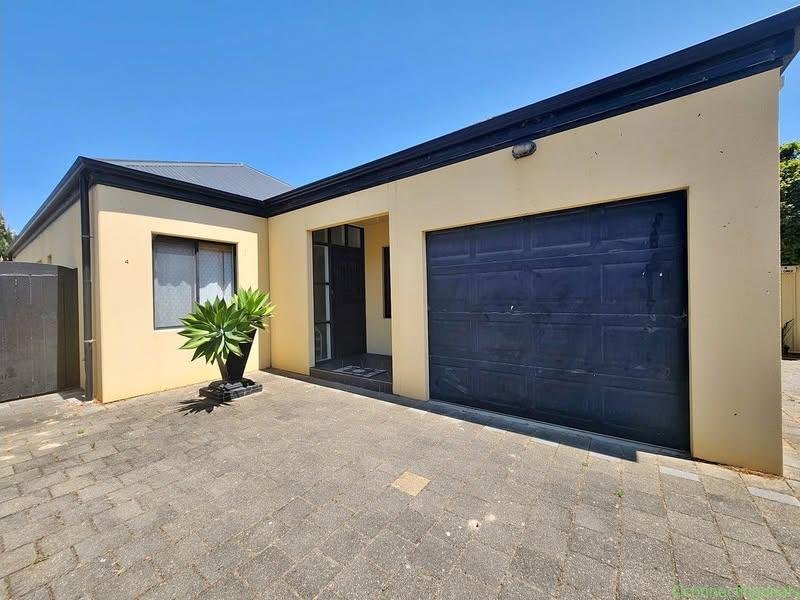 3 beds 2 baths House