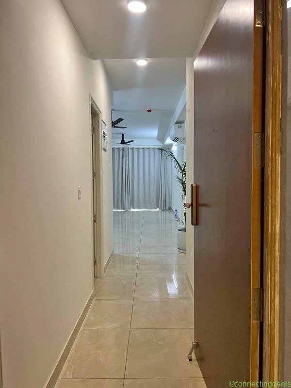 3 beds 3 bathrooms – Flat