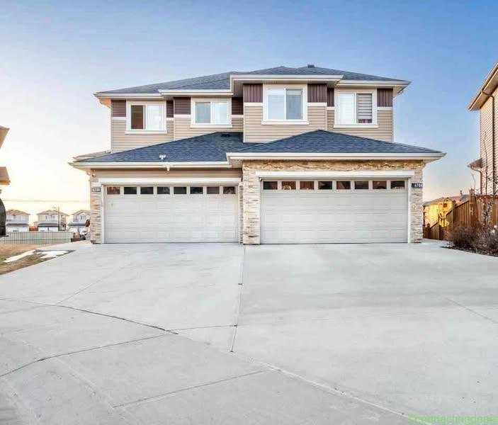 4 beds 3.5 bathrooms – House