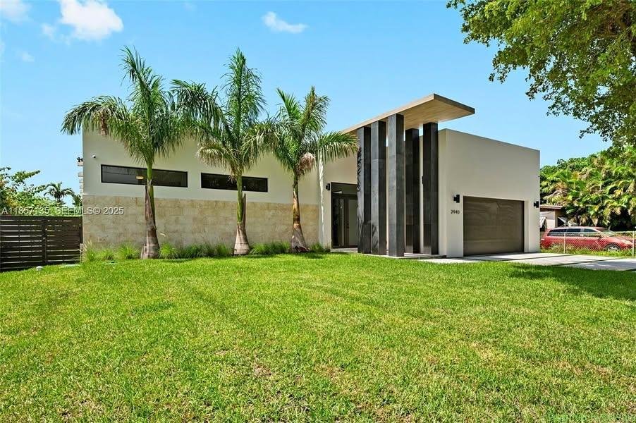 4 Beds 5 Baths House