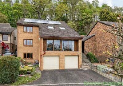 5 beds 3 bathrooms – House in Glasgow