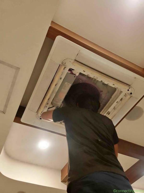 Aircon Cleaning and Repair/Aircon Services/