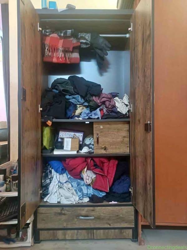 Almirah wardrobe
