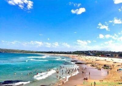 Beachside Maroubra unit in Sydney