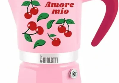 Free ad: Bialetti Amore Mio Rainbow 3-Cup Moscow Pot, Red med Körnsoffor, Aluminium, 130 ml, Manuell Espressobränsing - Best Price in Sweden. Bialetti Amore Mio Rainbow 3-Cup Moscow Pot, Red med Körnsoffor, Aluminium, 130 ml, Manuell Espressobränsing - Best Price in Sweden