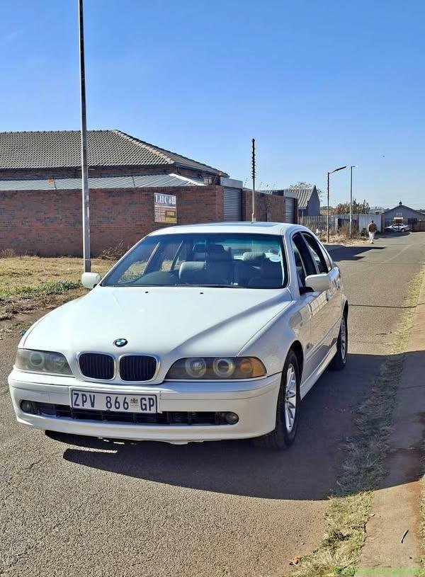 Bmw e39 525i
