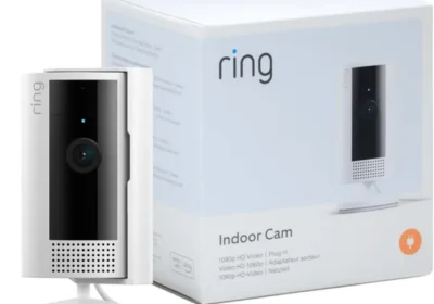 Free ad: Cámara Interior Ring (2ª Gen) | Cámara Pegable para Mascotas | Video 1080p HD, Comunicación de Dos Formas, Cubierta de Privacidad, Instalación Fácil in Spain. Cámara Interior Ring (2ª Gen) | Cámara Pegable para Mascotas | Video 1080p HD, Comunicación de Dos Formas, Cubierta de Privacidad, Instalación Fácil in Spain