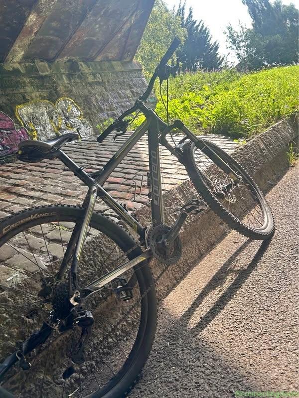 Carrera bike