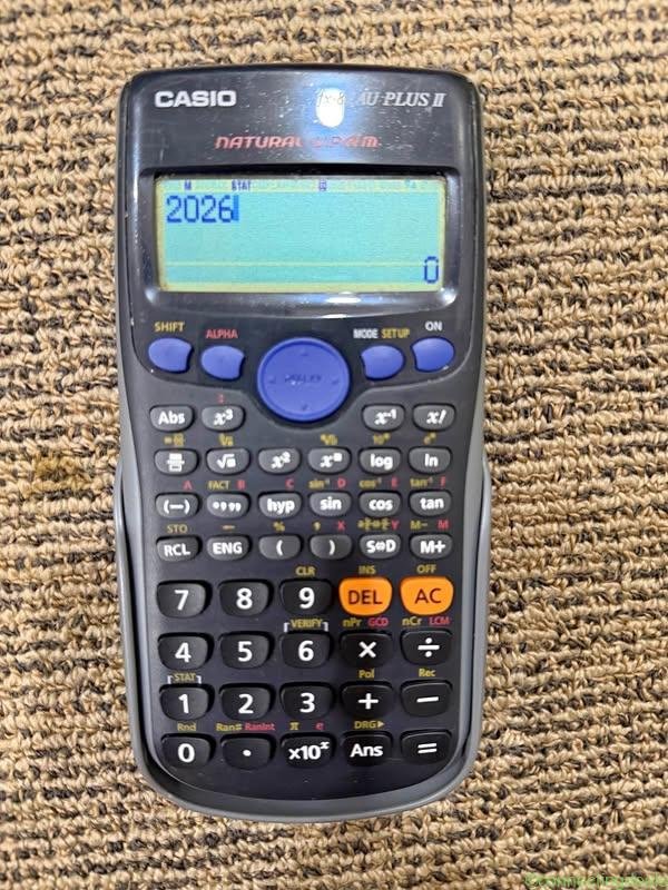 Casio Scientific Calculator fx-82AU PLUS II