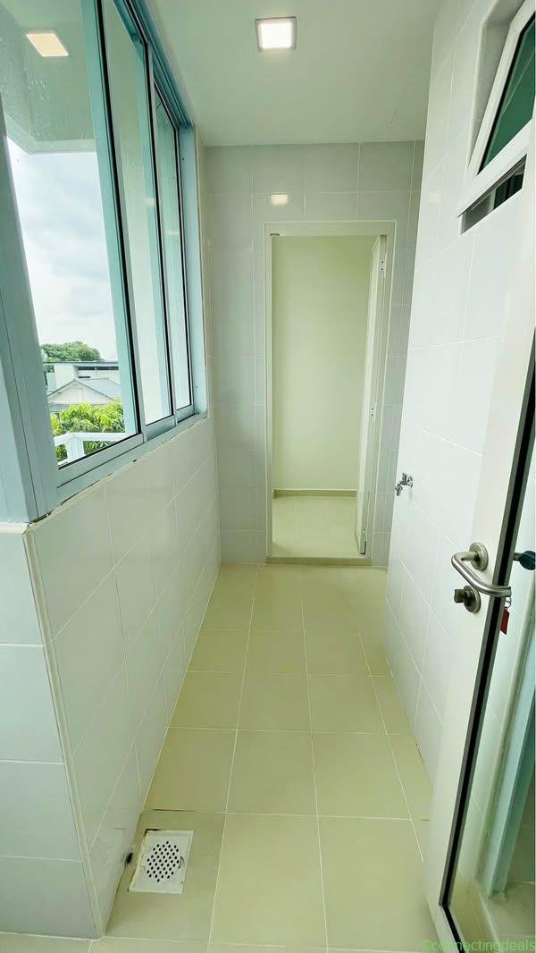 COASTARINA 3BR FREEHOLD – SELLING WITH TENANCY