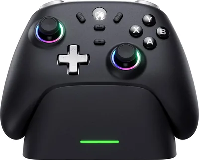 Controller PC con Base di Ricarica, Tasso di Polling 1000Hz, Joystick Hall, 3 Modalità – 2.4GHz/Bluetooth/Cavo, Batteria 800mAh, Turbo – 45% di Sconto