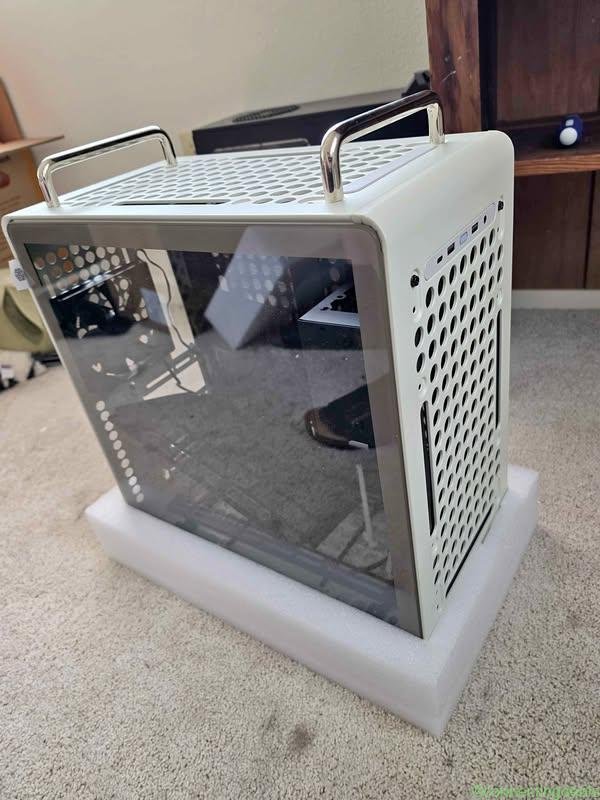 CoolerMaster QUBE 540 PC Case