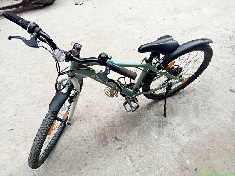 Decathlon Mountain Bike Rockrider ST30