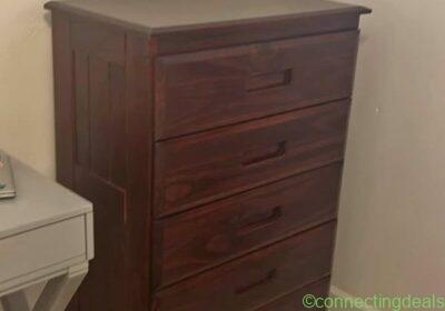 Free ad: Dresser in Miami. Dresser in Miami