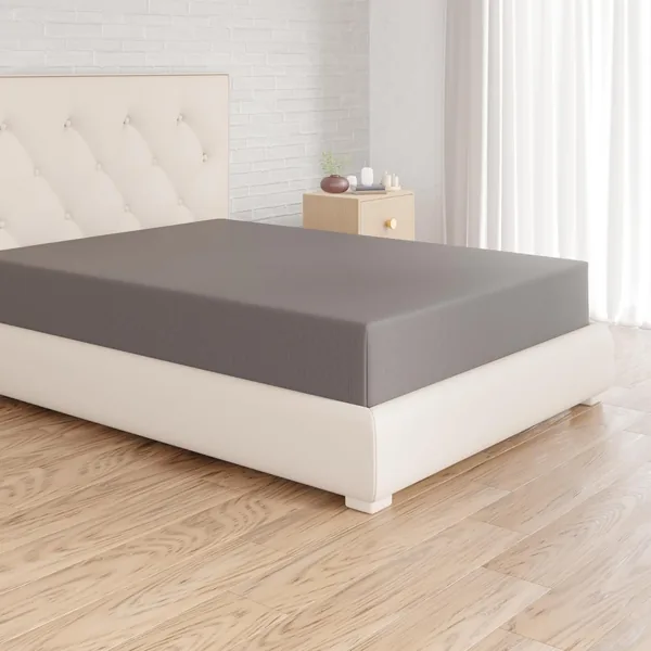 Feuille de lit ajustée Amazon Basics, 160 x 200 cm, 100% coton jersey pour matelas épais jusqu’à 30 cm, gris foncé – Meilleure Offre