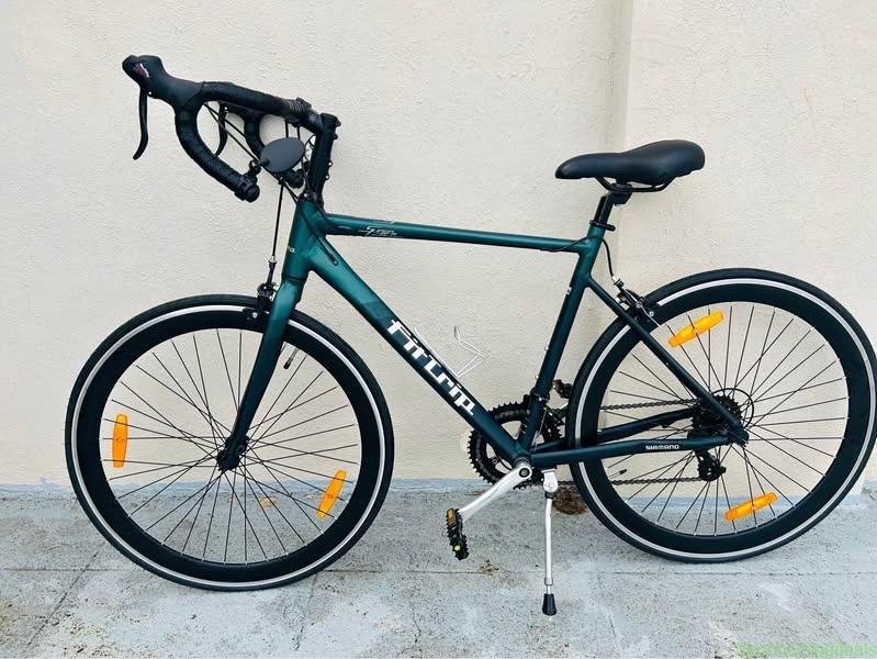 FITTRIP SUPER VELO ROAD BIKE CYCLE/BICYCLES
