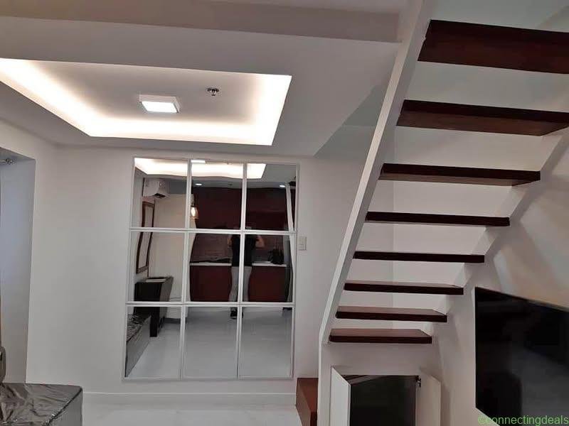 For Rent at Victoria De Makati