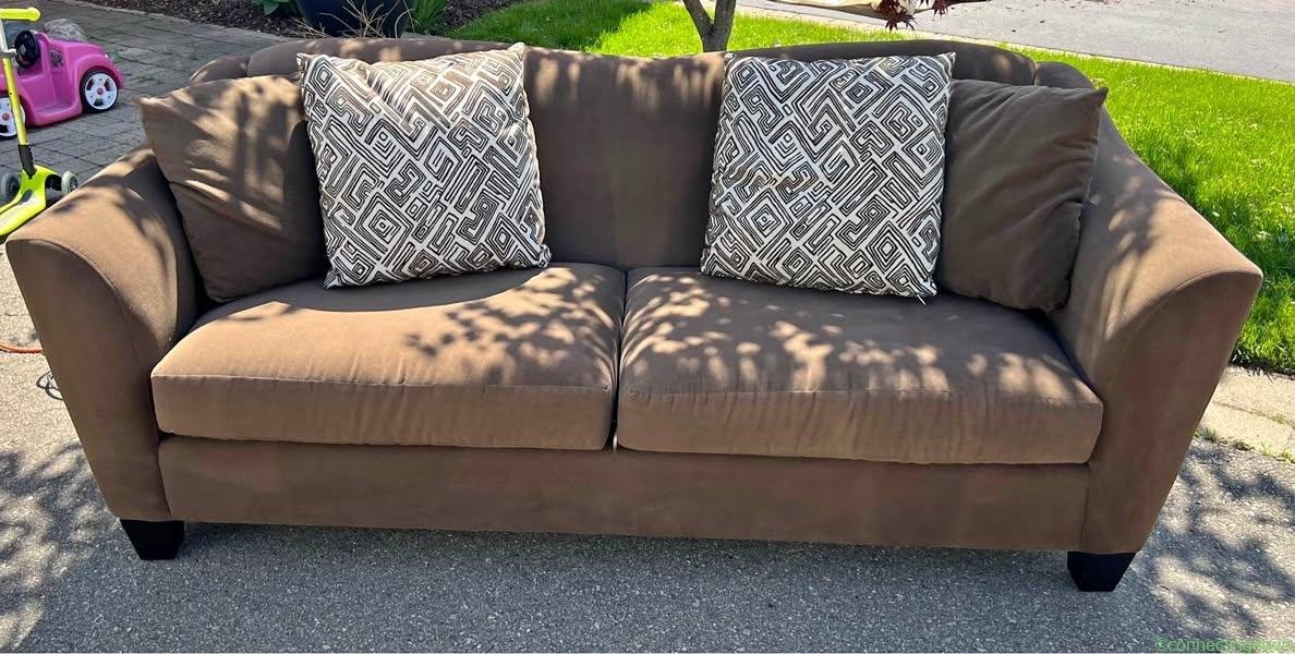 Free couch