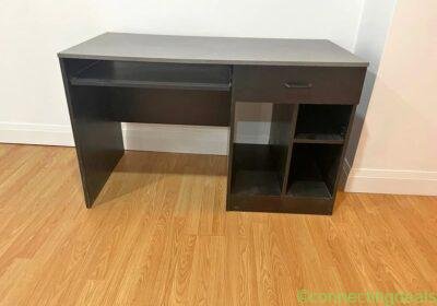 Free desk in Toronto