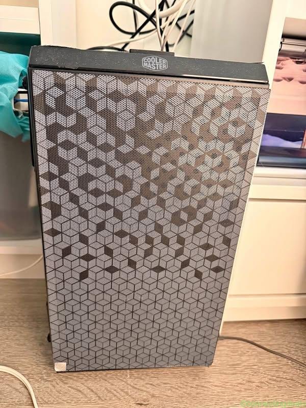 Gaming PC – i5 4690K / GTX 970 / 16GB RAM / 500GB