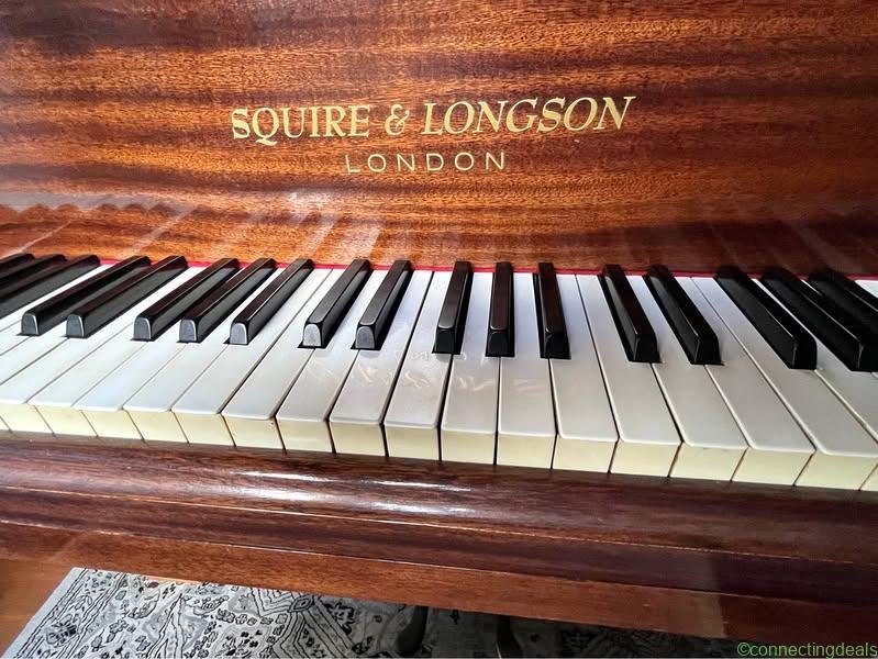 Grand piano