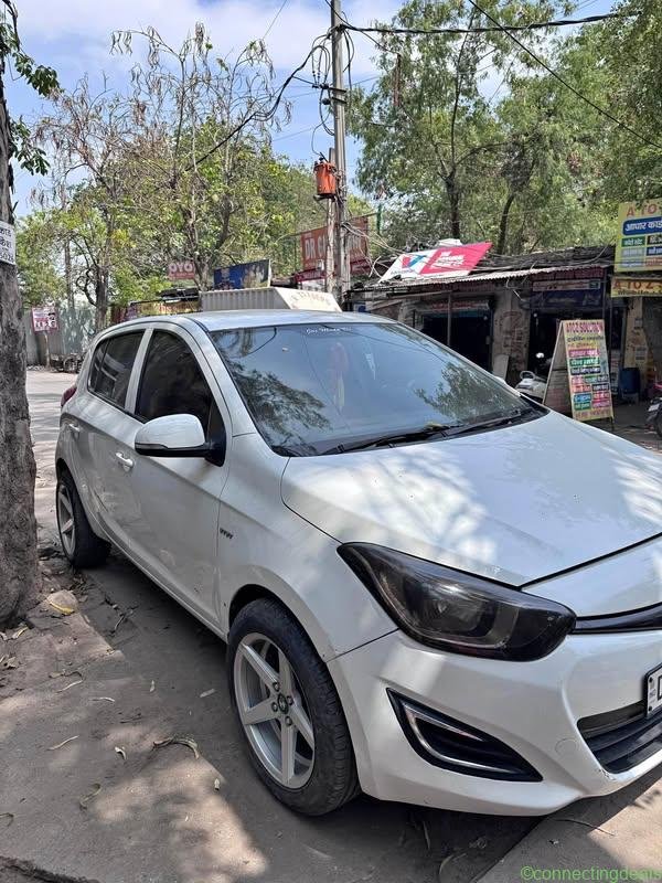Hyundai I20 Magna Petrol/CNG
