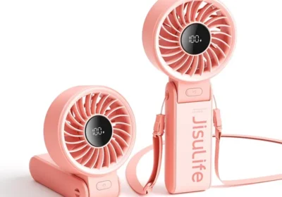 Free ad: JISULIFE Hand Fan, Krachtige Draagbare Ventilator met LED-display, Tot 19,5 Uur, 5000 mAh, 3-in-1 Handventilator/Bureauventilator Mini Ventilator Tra in Netherlands. JISULIFE Hand Fan, Krachtige Draagbare Ventilator met LED-display, Tot 19,5 Uur, 5000 mAh, 3-in-1 Handventilator/Bureauventilator Mini Ventilator Tra in Netherlands