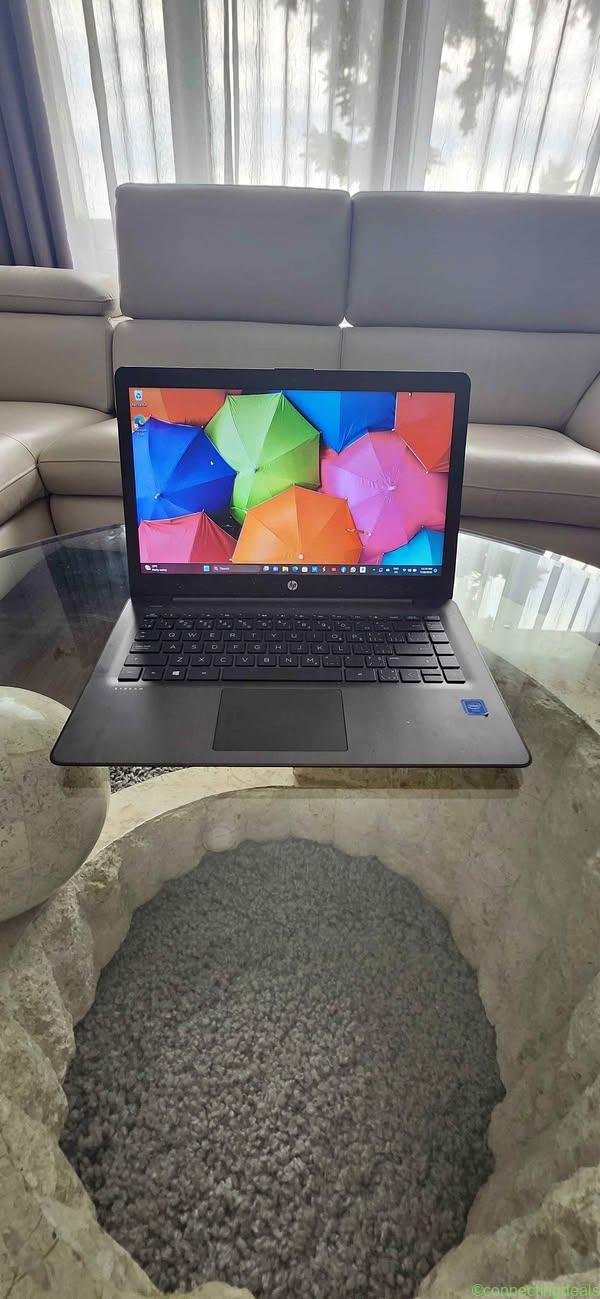 Laptop