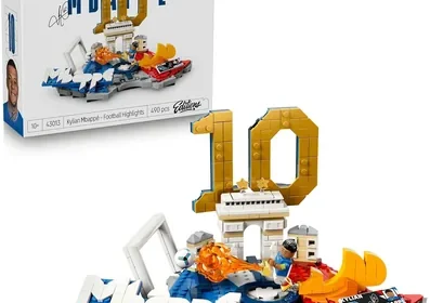 Free ad: LEGO Kylian Mbappé Football Set 43013 - Collectible Gift in Singapore. LEGO Kylian Mbappé Football Set 43013 - Collectible Gift in Singapore