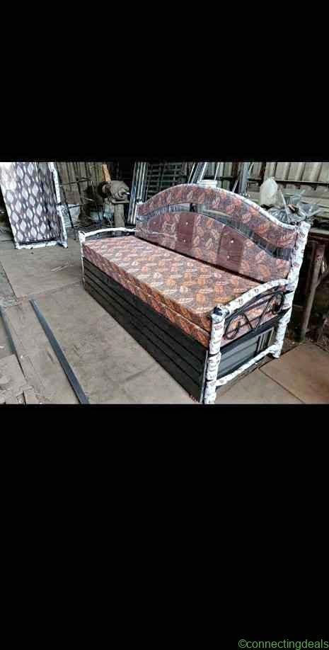 Metal sofa combed wholesale rate Jagdamba