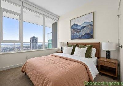 Metrotown 30+ 高樓層 頂級 Condo 1B1B in 2B2B in Vancouver