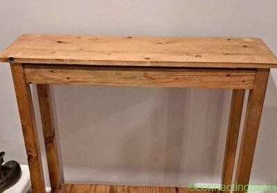 Free ad: Meuble console in Montreal. Meuble console in Montreal