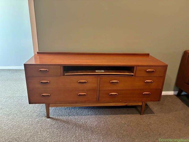 Mid Century drawers