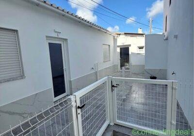 Free ad: Moradia T1+1 in Lisbon. Moradia T1+1 in Lisbon