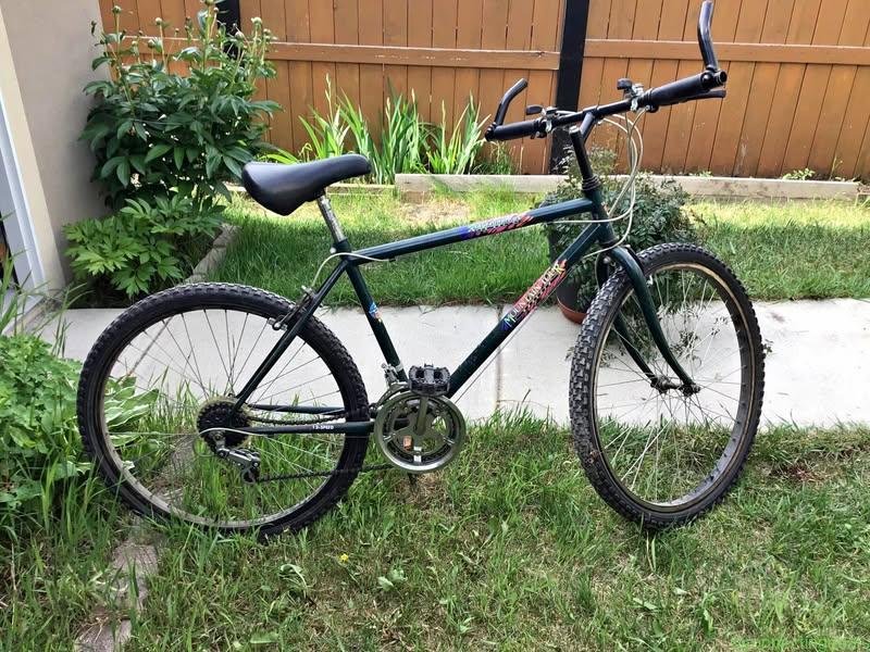 Mountain Tour Ridge Bike