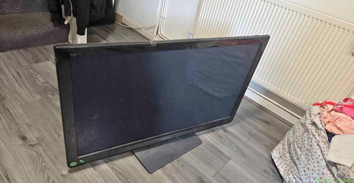Old tv free. Still works.