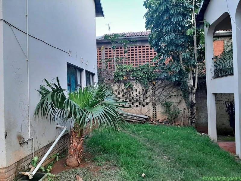 One+bedroom, dining, kitchen & bath @ Musgrave