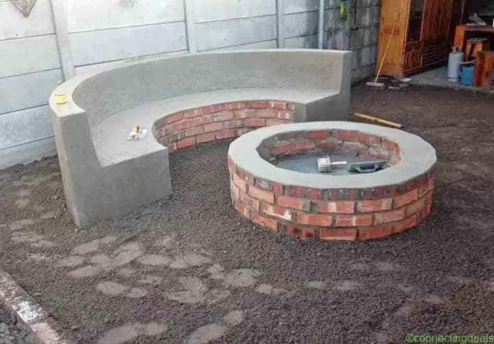 Outside braai and sitting Areas