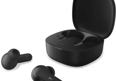 Free ad: Philips TAT2200BK Träfflosa ohrdroppar med aktiverad luktminskning, 36h spelgång, säkra pasform, 4 mikros tydliga anropar - Spar 17% in Sweden. Philips TAT2200BK Träfflosa ohrdroppar med aktiverad luktminskning, 36h spelgång, säkra pasform, 4 mikros tydliga anropar - Spar 17% in Sweden