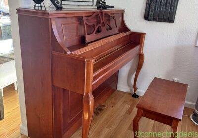 Free ad: piano for free in Los Angeles. piano for free in Los Angeles