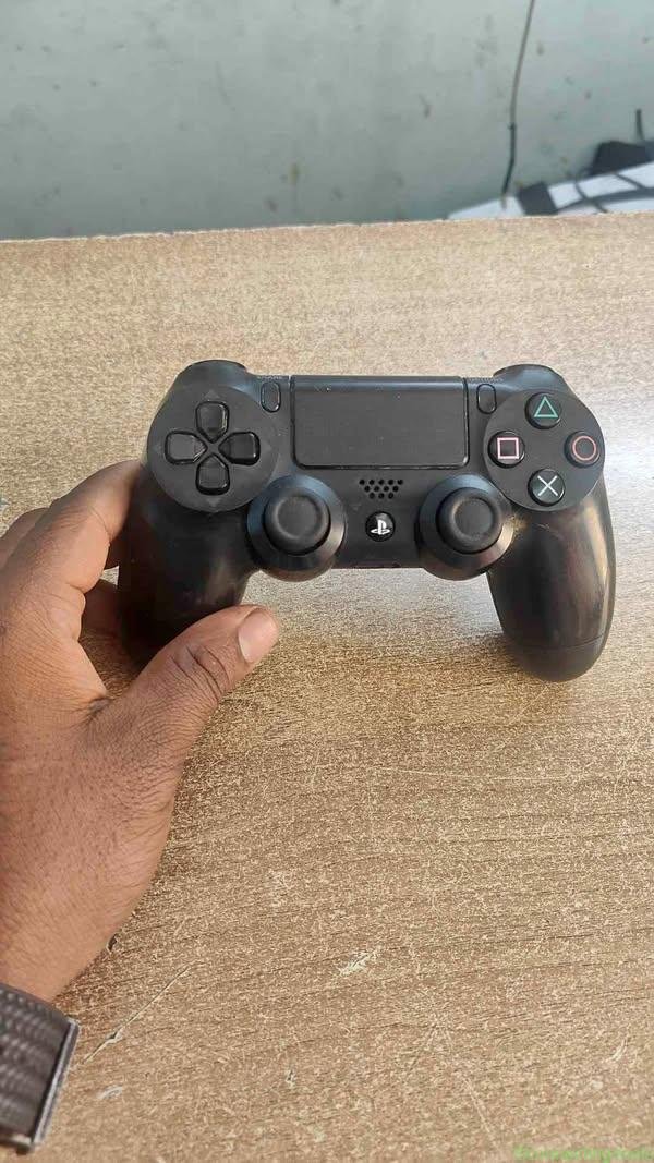 Ps 4