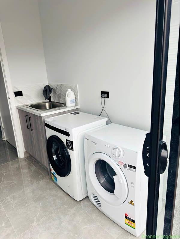 Room for rent in Deanside
