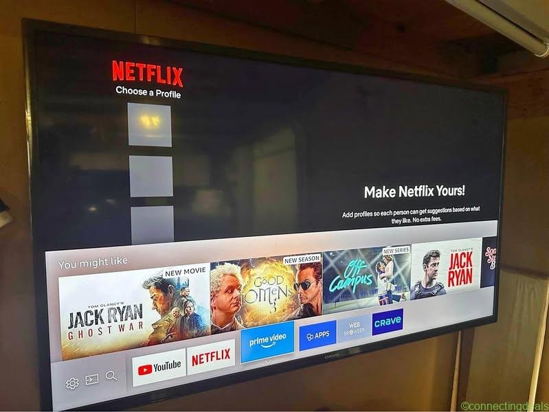 Samsung 40″ 4K UHD Smart TV – UN40KU6290F + Wall