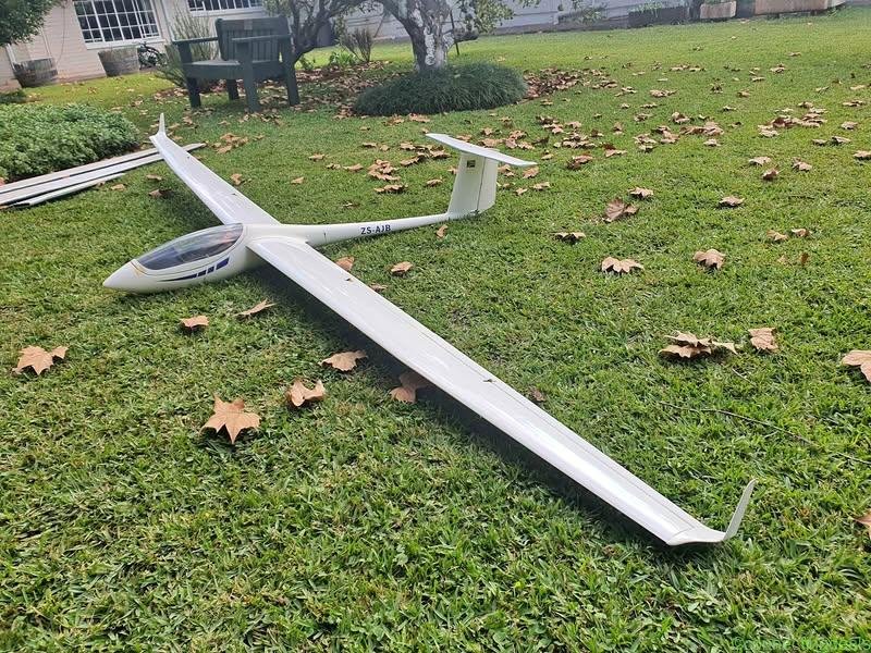 Scale glider asw 27