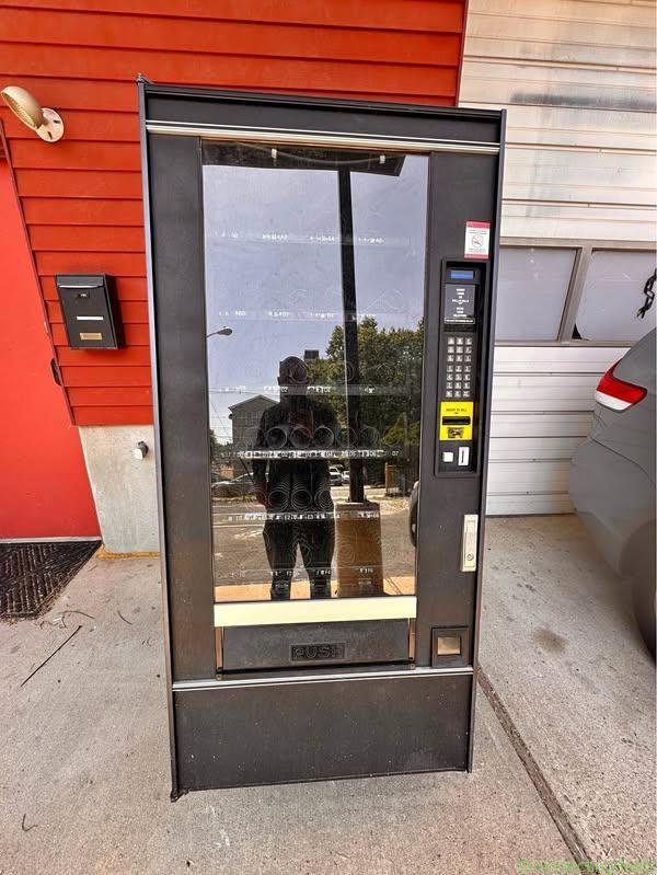 Snack Vending Machine