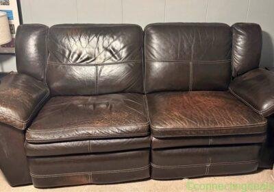 Super comfy lazy boy couch in Vancouver