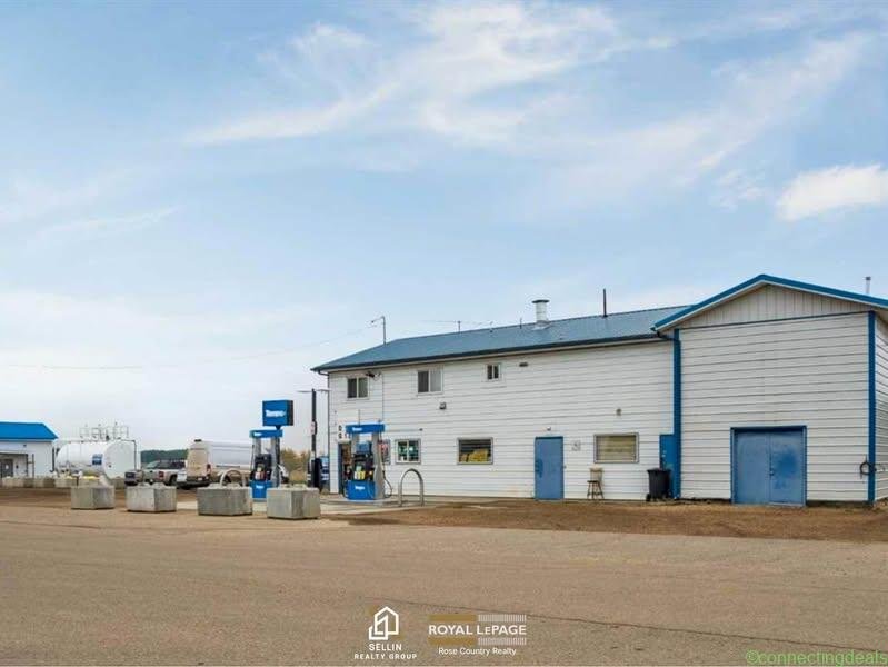 Tempo Gas Station
