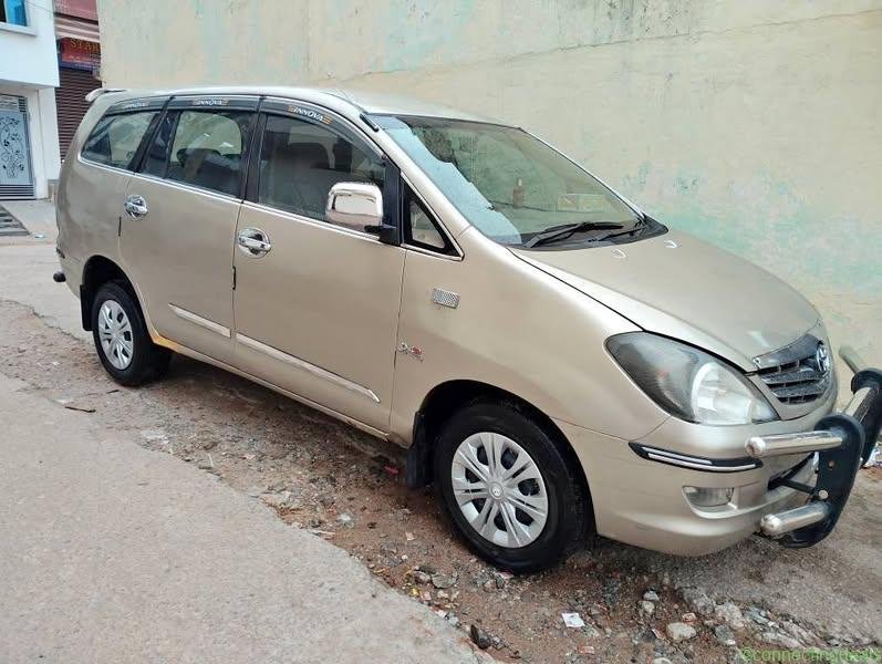 Toyota Innova 2007 model 2.5g diesel