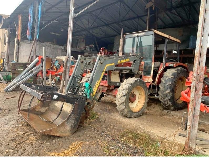 Tracteur Ih 745 s
