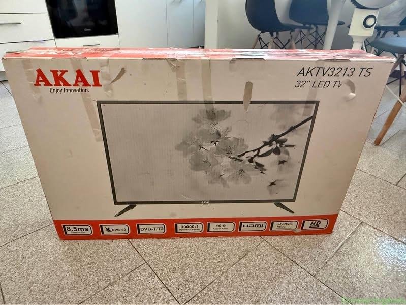 TV Akai